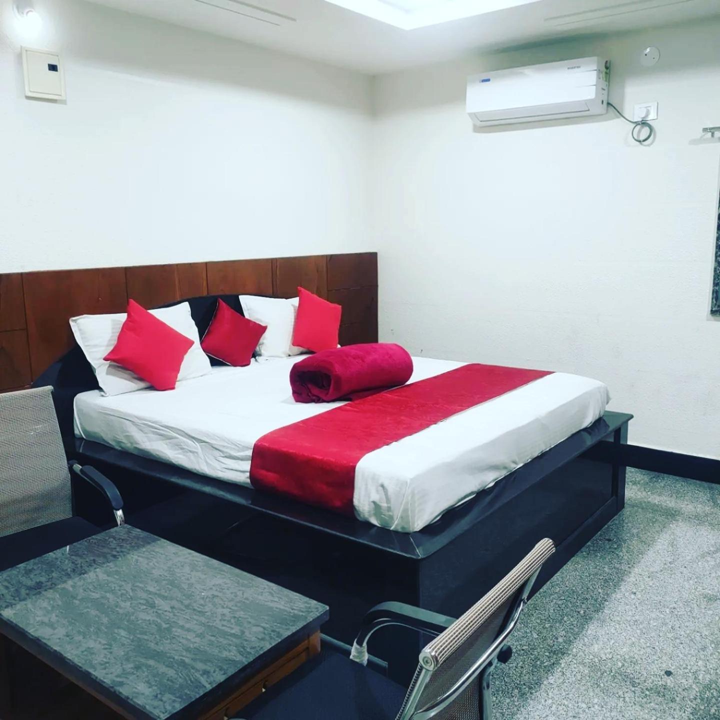 Hotel New Maruthi Inn, Lb Nagar Хайдарабад Экстерьер фото