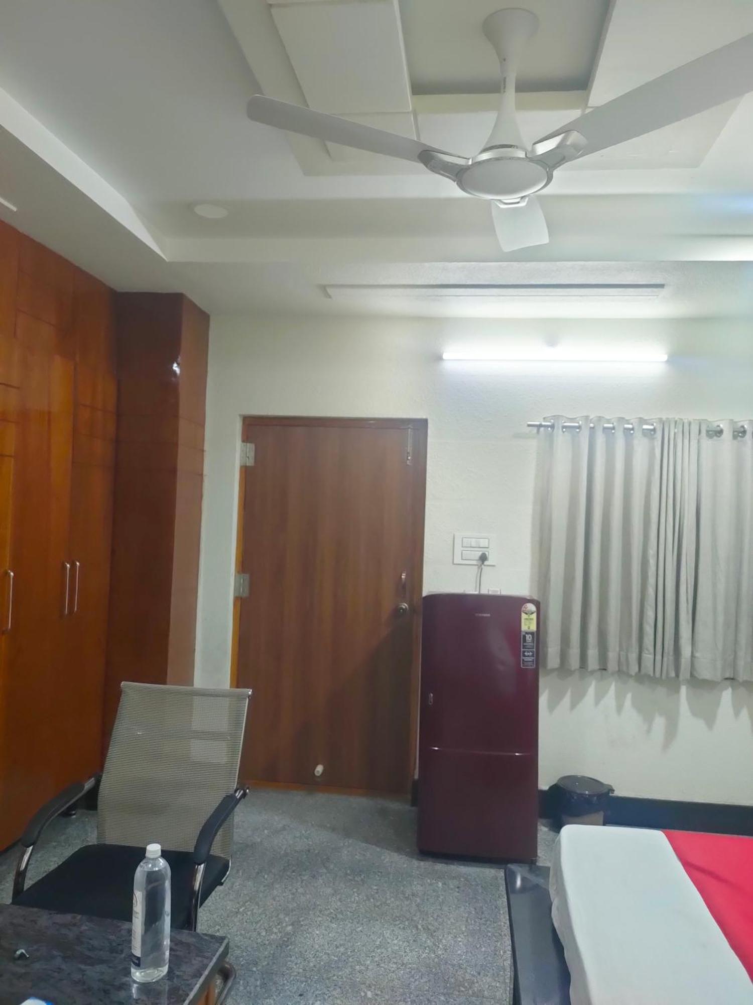 Hotel New Maruthi Inn, Lb Nagar Хайдарабад Экстерьер фото
